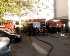 Пожежа спалахнула в санаторії під Одесою, почалася евакуація: кадри НП