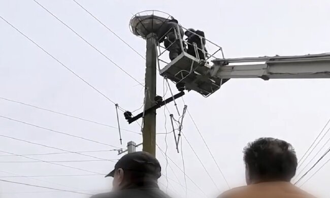 Графіки відключення світла у Чернігові на 15 квітня