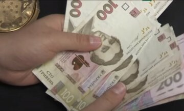 "Правительство одобрило": кто из украинцев получит по 2 тысячи гривен до 1 сентября