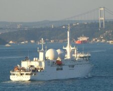 Боевой корабль НАТО атаковал ПВО РФ в Крыму, россияне в панике: "получили секретную информацию"