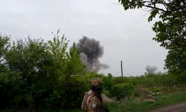 На улицах идут тяжелые бои: враг прорвался в еще один населенный пункт