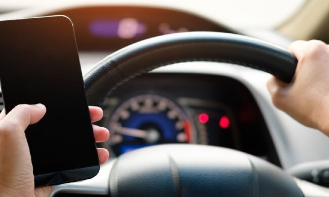 Українські водії отримають нові права: коли і як їх можна буде оформити