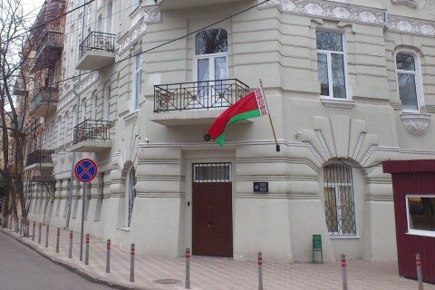 19455128-belarus-zayavila-o-zakrytii-genkonsulst