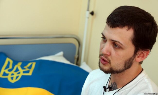 Экс-пленник РФ Афанасьев предложил Савченко заварить дверь в камеру