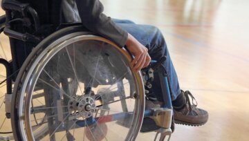 інвалід, коляска