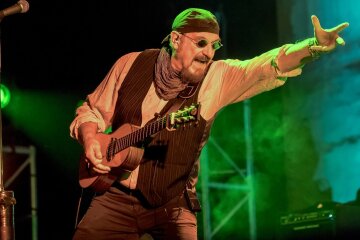 mc-ent-review-musikfest-jethro-tull-20170808