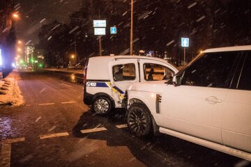 ”Відмазати сина від ДТП”: пенсіонерка виклала 827 тисяч гривень