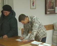 Гуманитарная помощь для пенсионеров в Днепропетровской области