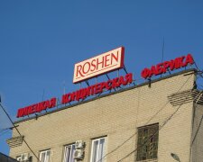 Порошенко принял решение по фабрике Roshen в России