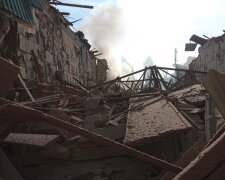 Россияне разбомбили школу и дом культуры, где прятались люди: кадры масштабных разрушений на Харьковщине