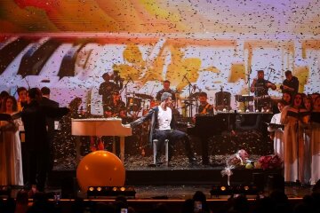 «Два світи» Євгена Хмари та виконавиці ODARA у Києві: музика, що підтримує і об’єднує