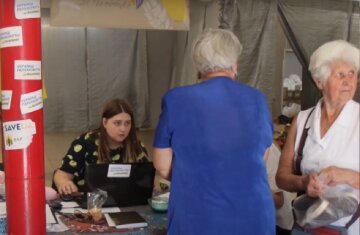 Безкоштовні продукти для ВПО та пенсіонерів у Сумській області