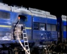 Поезд "Интерсити" загорелся на ходу: в вагонах находилось 71 человек, кадры с места