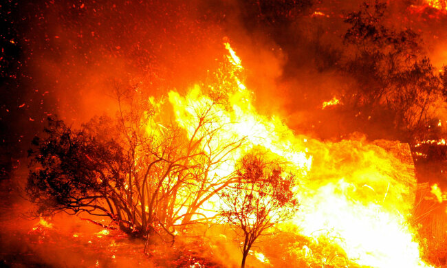 Fires Rage On In Southern California