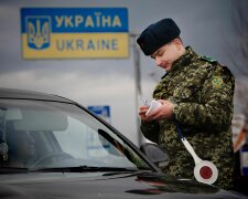 Українці по-новому будуть виїжджати за кордон: фатальне рішення Кабміну