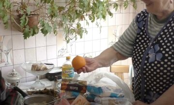 Безкоштовні продукти для ВПО та пенсіонерів у Харкові