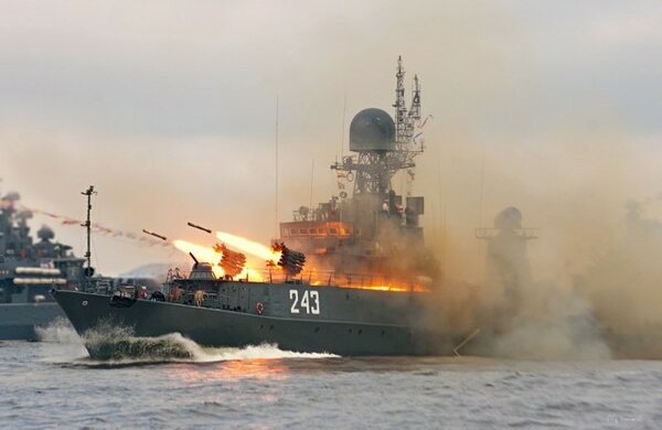 российские войска, море, учения, флот