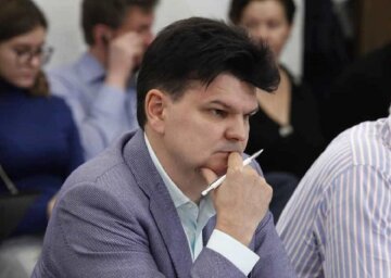 СМИ: Шарий считает, что депутат Руслан Горбенко причастен к торговле с оккупированными территориями
