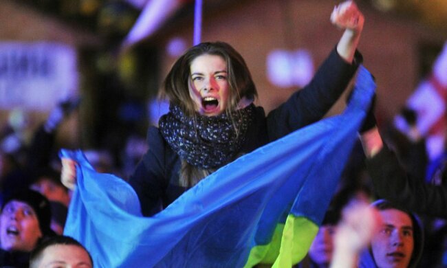 день гідності і свободи, праздники в ноябре, революция, украина