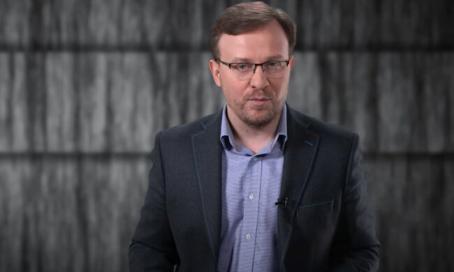 Алексей Толкачев назвал несколько вариантов, где Украине взять деньги на выплату безусловного основного дохода