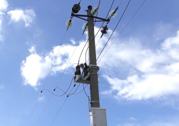 Графики отключения света в Полтавской области на 15 февраля