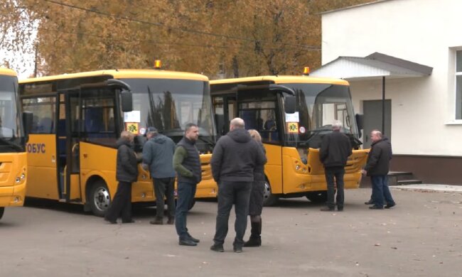 новый график движения транспорта в Киеве