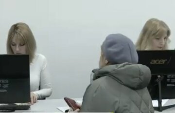 Денежная помощь для пенсионеров в Харьковской области