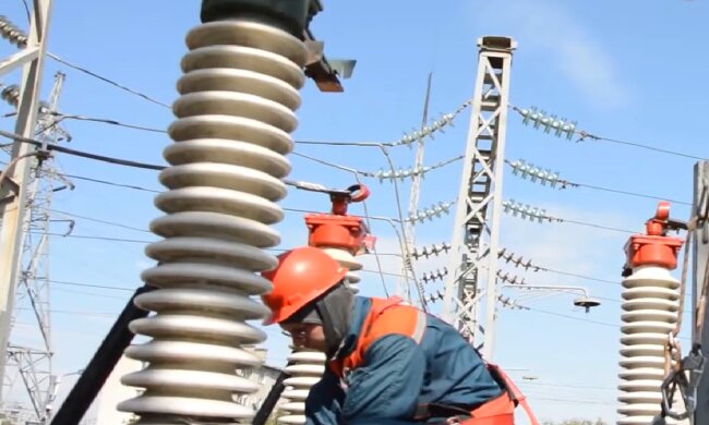 Графіки відключення світла у Полтавській області на 1 травня