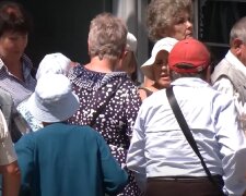 Грошова допомога для пенсіонерів у Вінниці