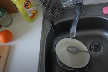 миття посуду