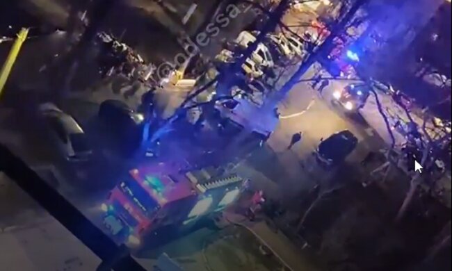 Одесит згорів живцем у палаючій квартирі, кадри: "сам себе підпалив через ..."