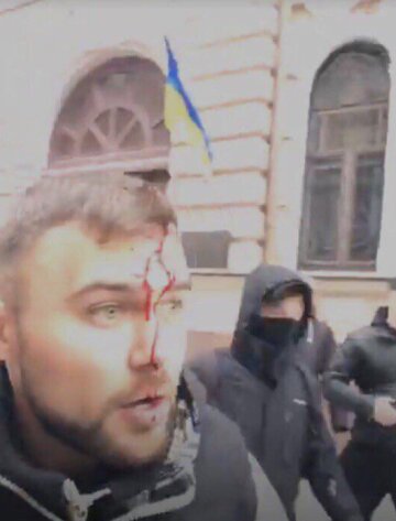 азов