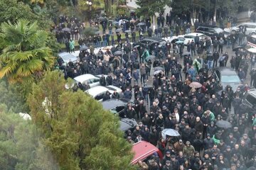 протесты, абхазия, госпереворот