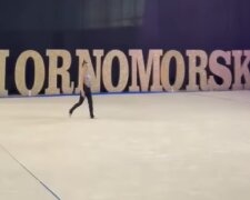 Девочка, потерявшая ногу из-за россиян, победила на конкурсе по художественной гимнастике: "Вот целеустремленность"
