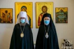 Митрополит Антоний в Ливане передал митрополиту Бейрута помощь на восстановление храмов, пострадавших от взрыва