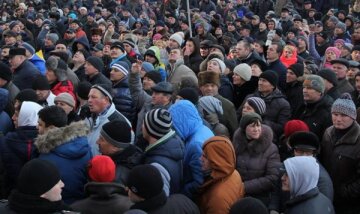 Активисты прорвались в помещение прокуратуры Хмельницкой области (фото)