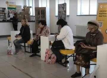 Грошова допомога для пенсіонерів у Вінниці