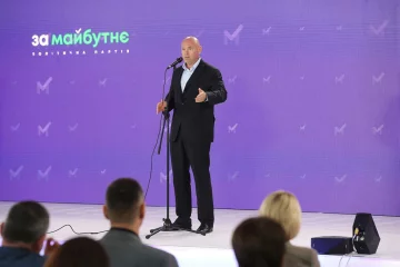 Партия "За майбутнє" продолжает наращивать рейтинг