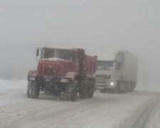 Киев накрыла снежная буря