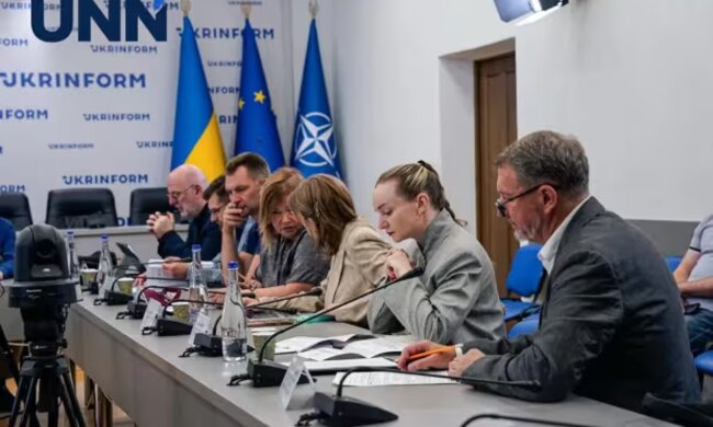 Миллионные налоговые доначисления задним числом: украинские авиаперевозчики под угрозой банкротства и просят государство вмешаться