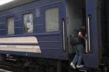 Новый график движения поездов из Запорожья