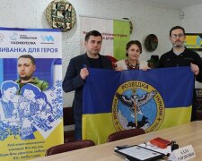 Дитячі молитви у кожному стібку: у Києві почали вишивати оберіг для Кирила Буданова