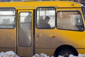 В Киеве маршрутка развалилась на ходу, фото ЧП