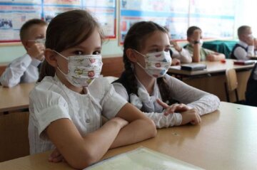 "Так нельзя отвечать, права качает она тут": в школі Одеси вчитель влаштувала буллінг дівчинки через українську мову