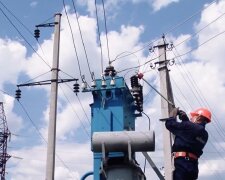 Графіки відключення світла у Полтавській області на 3 березня