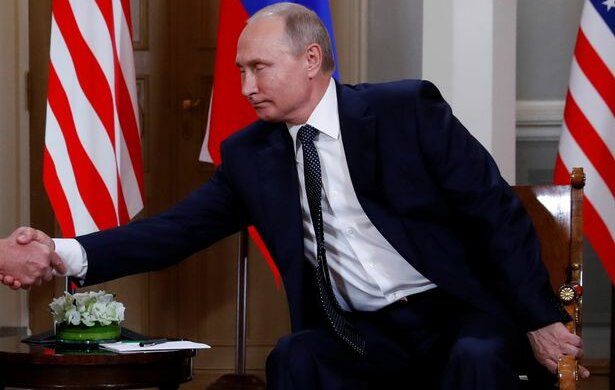 Тонко і чутливо: Путін вперше висловився про “референдум” на Донбасі