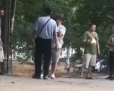 Одессит напал на уличного музыканта за украинскую песню: детали инцидента в парке Победы