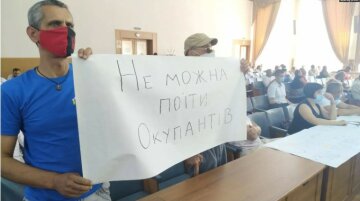 "Не можна поїти окупантів": Херсон звернувся із закликом до Зеленського через подачу води в Крим