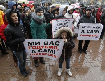 Десять основних фактів про протести в центрі Києва