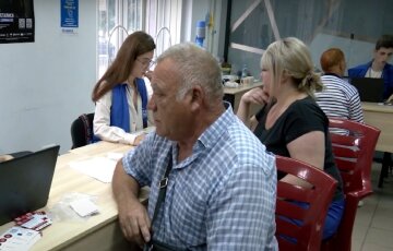 Безкоштовні продукти для ВПО в Одесі